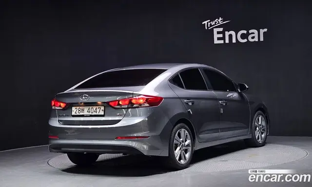 Hyundai Avante 2017 1.6 автомат (гидро), миниатюра 2 Hyundai Avante 2017 1.6 автомат (гидро), миниатюра 2