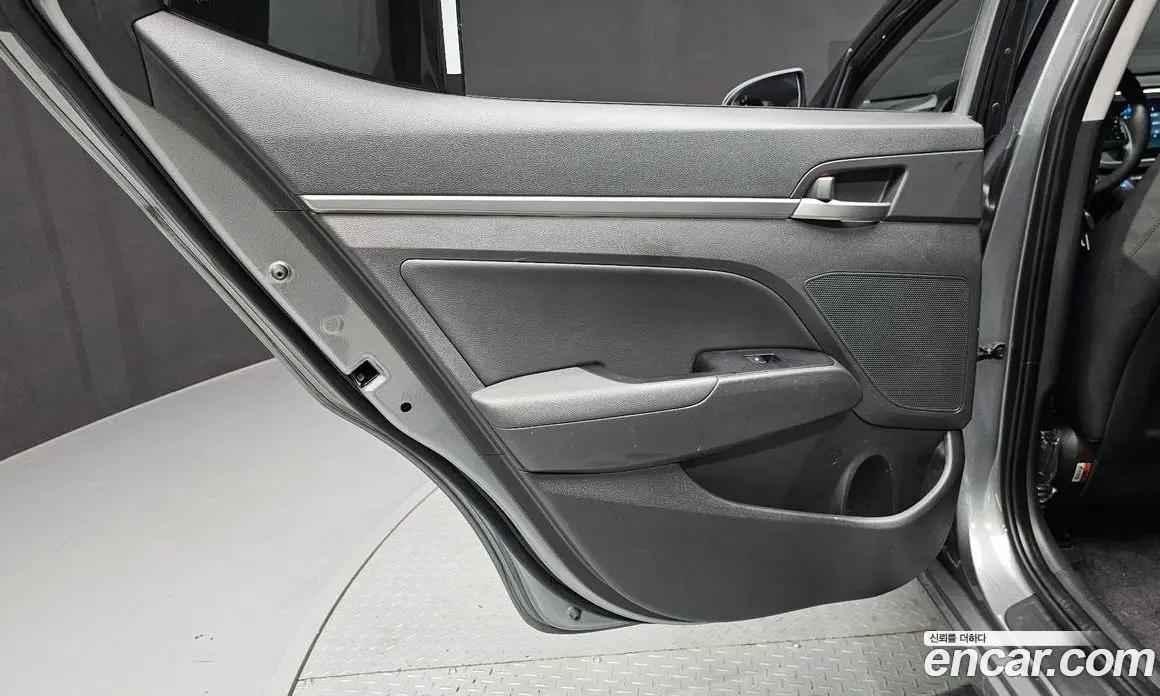 Hyundai Avante 2017 1.6 автомат (гидро), фото 15 Hyundai Avante 2017 1.6 автомат (гидро), фото 15