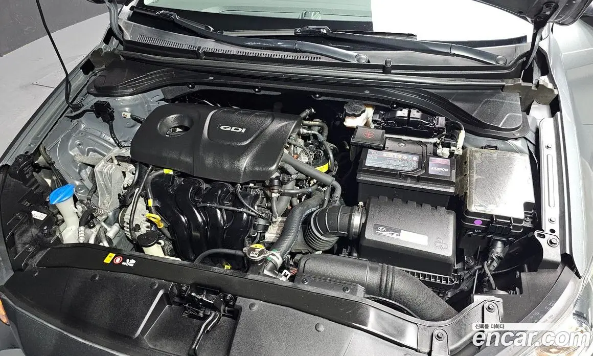Hyundai Avante 2017 1.6 автомат (гидро), фото 6 Hyundai Avante 2017 1.6 автомат (гидро), фото 6