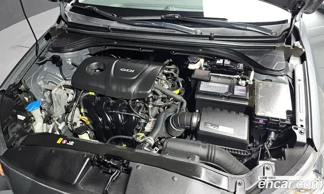 Hyundai Avante 2017 1.6 автомат (гидро), миниатюра 6 Hyundai Avante 2017 1.6 автомат (гидро), миниатюра 6