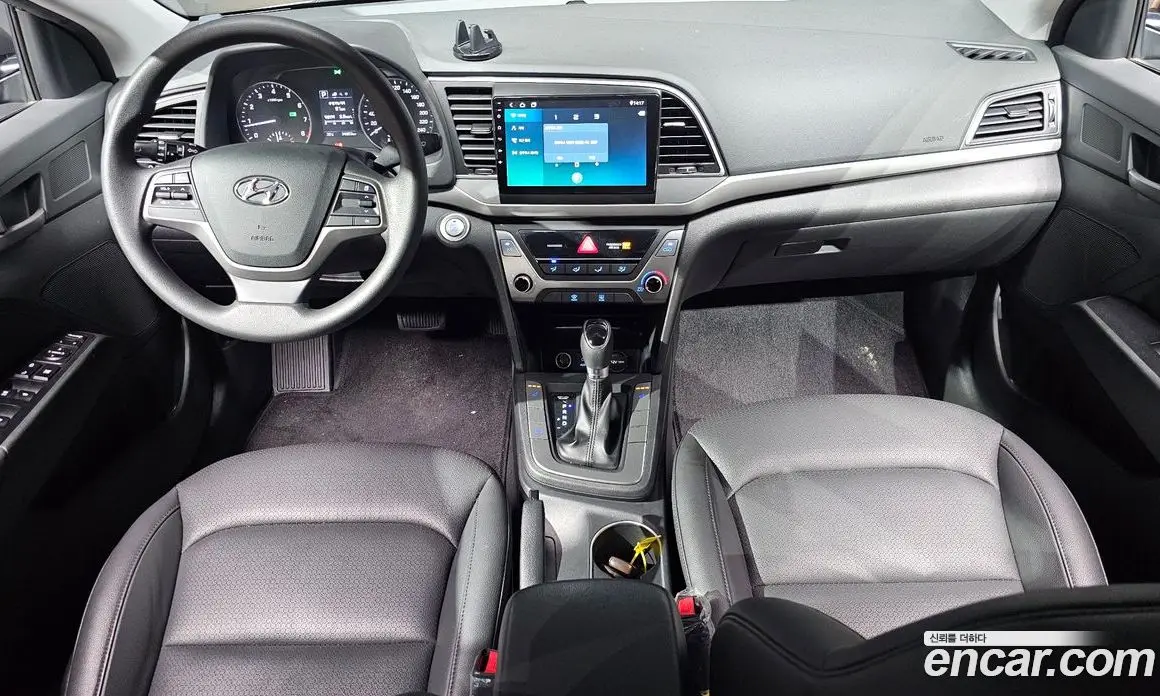 Hyundai Avante 2017 1.6 автомат (гидро), фото 10 Hyundai Avante 2017 1.6 автомат (гидро), фото 10