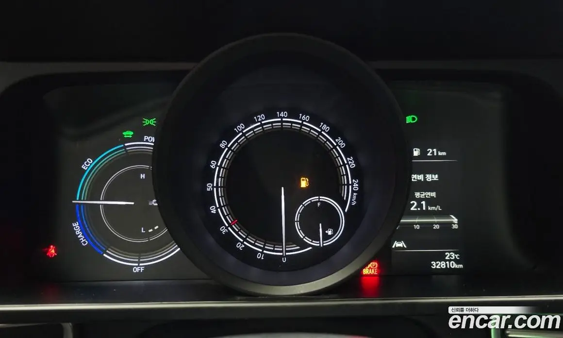 Hyundai Avante 2021 1.6 автомат (гидро), фото 11