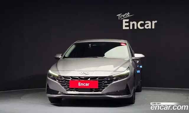 Hyundai Avante 2021 1.6 автомат (гидро), миниатюра 3