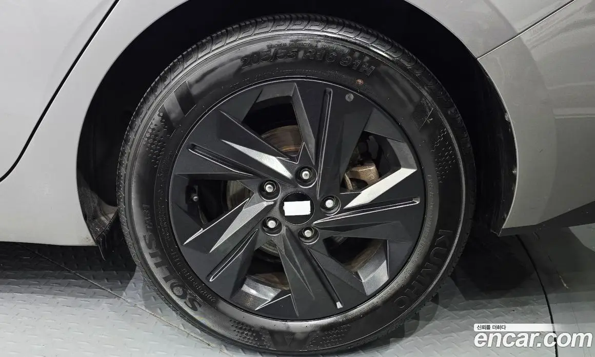 Hyundai Avante 2021 1.6 автомат (гидро), фото 7