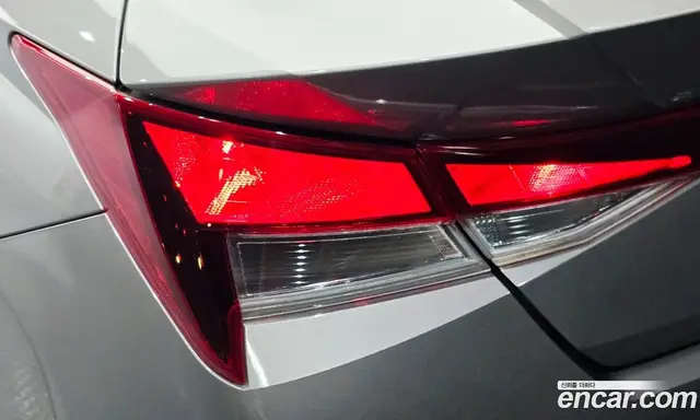 Hyundai Avante 2021 1.6 автомат (гидро), миниатюра 9