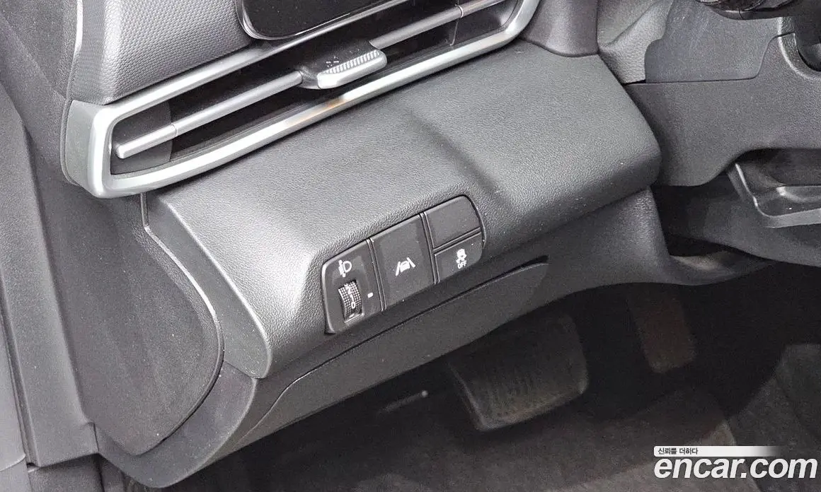 Hyundai Avante 2023 1.6 автомат (гидро), фото 18