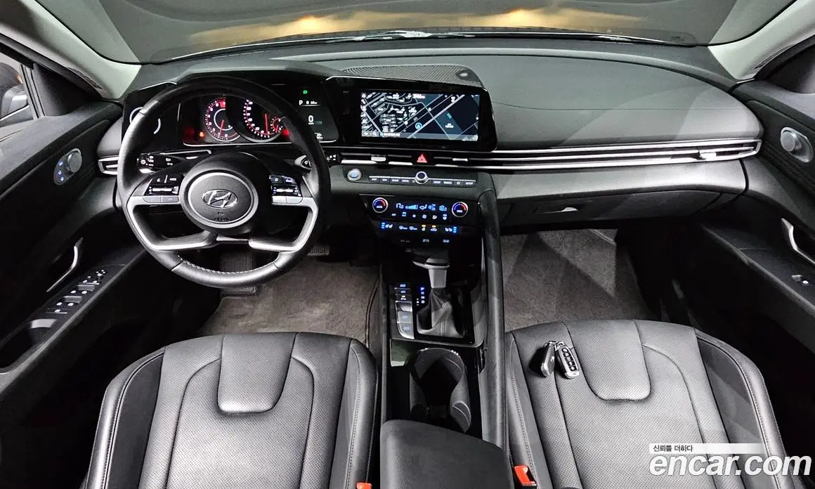 Hyundai Avante 2023 1.6 автомат (гидро), фото 9