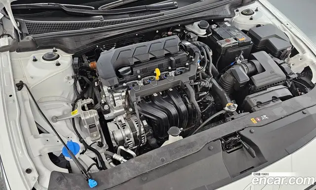 Hyundai Avante 2026 1.6 автомат (гидро), миниатюра 6