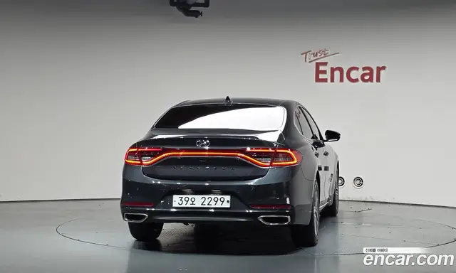 Hyundai Grandeur 2018 2.4 автомат (гидро), миниатюра 3 Hyundai Grandeur 2018 2.4 автомат (гидро), миниатюра 3