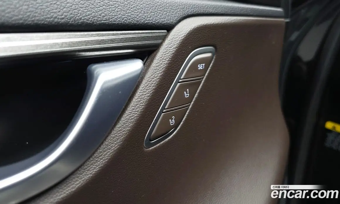 Hyundai Grandeur 2018 2.4 автомат (гидро), фото 22 Hyundai Grandeur 2018 2.4 автомат (гидро), фото 22