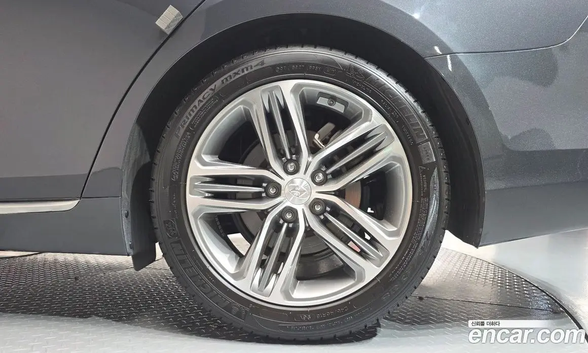 Hyundai Grandeur 2018 2.4 автомат (гидро), фото 6 Hyundai Grandeur 2018 2.4 автомат (гидро), фото 6