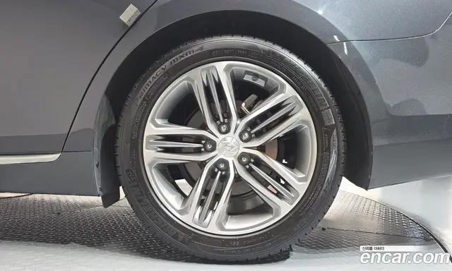 Hyundai Grandeur 2018 2.4 автомат (гидро), миниатюра 6 Hyundai Grandeur 2018 2.4 автомат (гидро), миниатюра 6