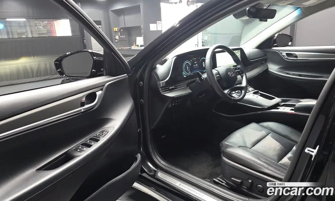 Hyundai Grandeur 2020 2.5 автомат (гидро), фото 13 Hyundai Grandeur 2020 2.5 автомат (гидро), фото 13