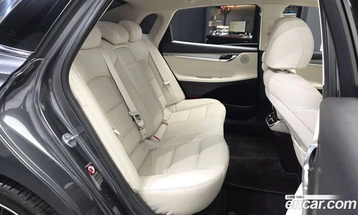 Hyundai Grandeur 2022 2.5 автомат (гидро), фото 18 Hyundai Grandeur 2022 2.5 автомат (гидро), фото 18