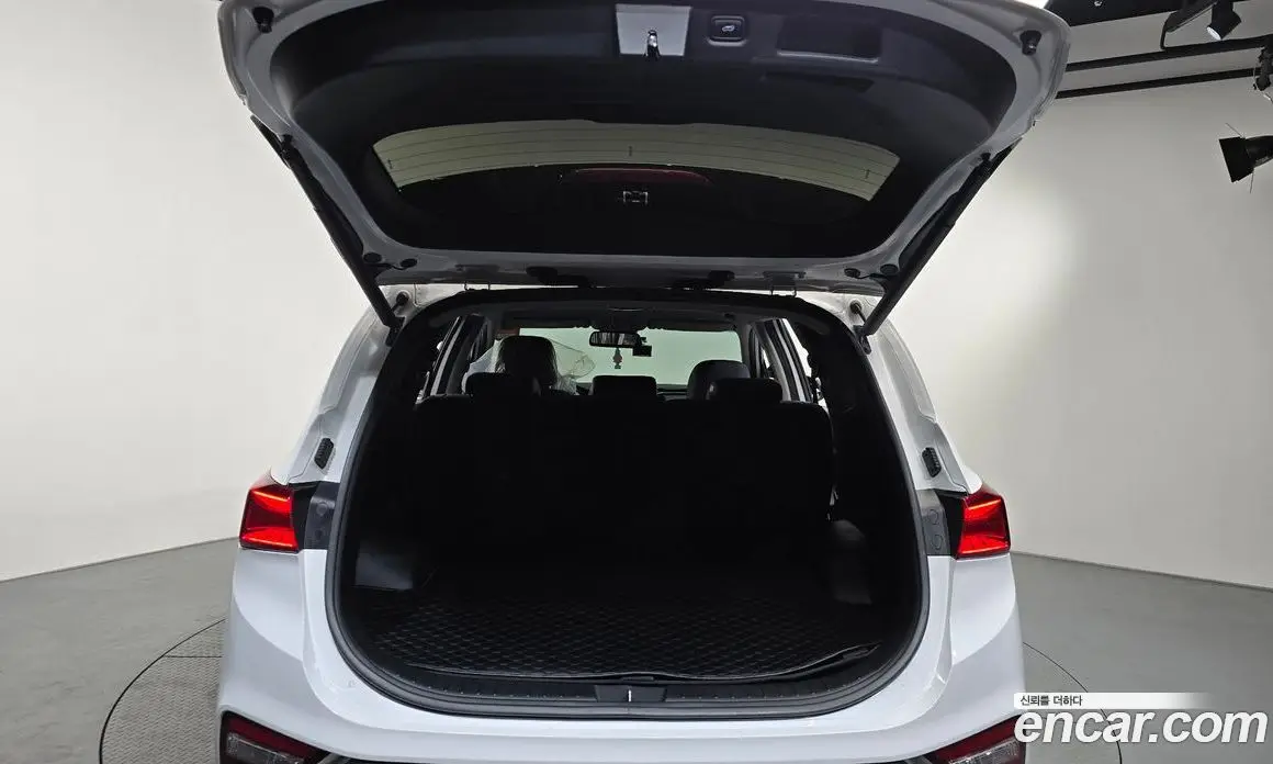 Hyundai Santa Fe 2020 2.0 автомат (гидро), фото 23 Hyundai Santa Fe 2020 2.0 автомат (гидро), фото 23