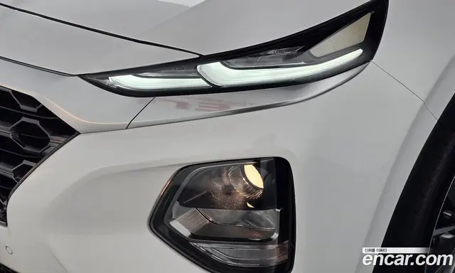 Hyundai Santa Fe 2020 2.0 автомат (гидро), миниатюра 8 Hyundai Santa Fe 2020 2.0 автомат (гидро), миниатюра 8
