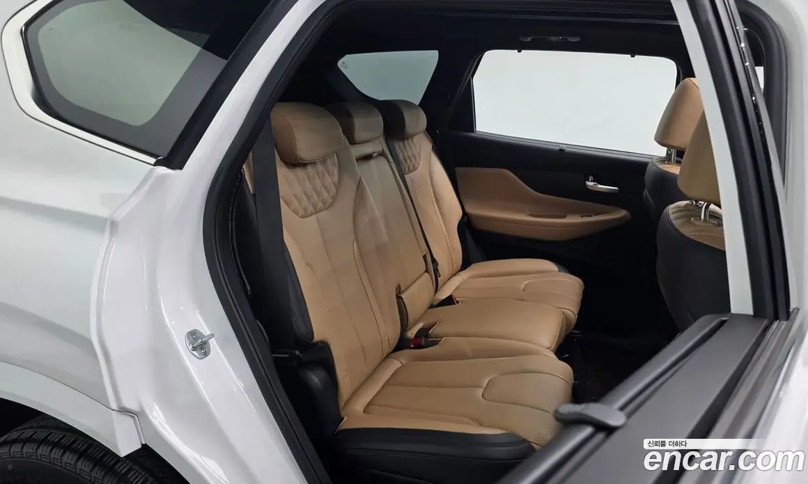 Hyundai Santa Fe 2022 1.6 автомат (гидро), фото 16 Hyundai Santa Fe 2022 1.6 автомат (гидро), фото 16