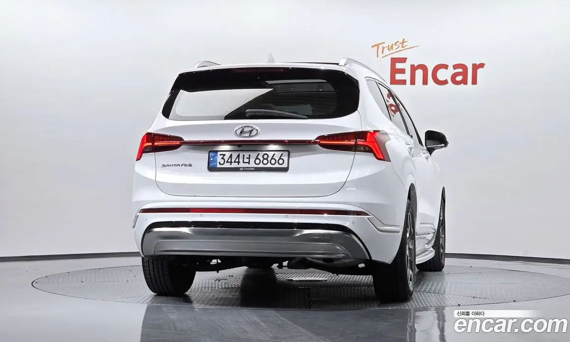 Hyundai Santa Fe 2022 1.6 автомат (гидро), фото 3 Hyundai Santa Fe 2022 1.6 автомат (гидро), фото 3