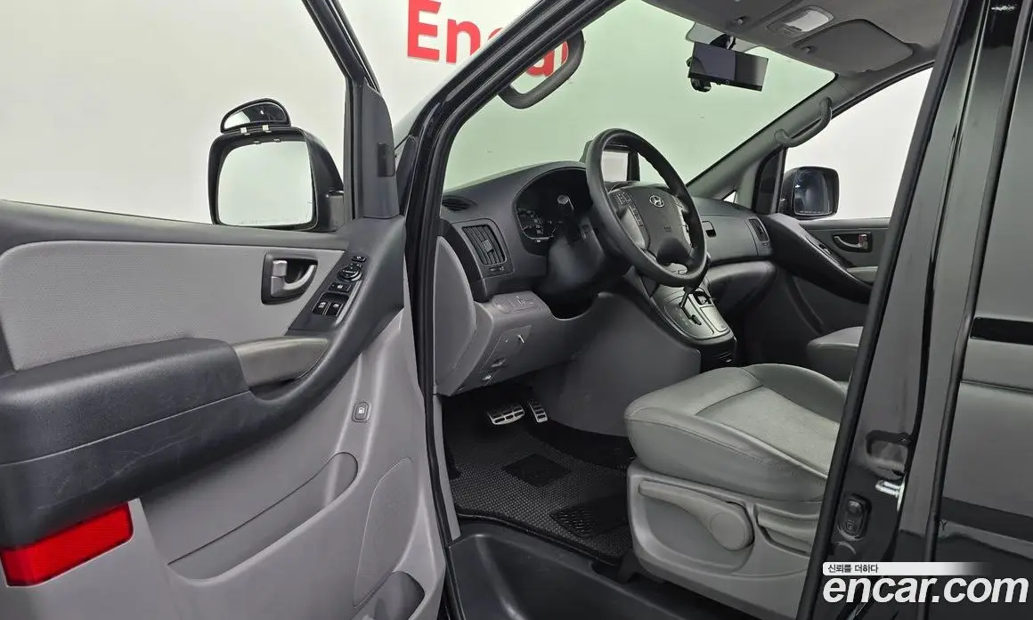 Hyundai Starex 2012 2.5 автомат (гидро), фото 13 Hyundai Starex 2012 2.5 автомат (гидро), фото 13