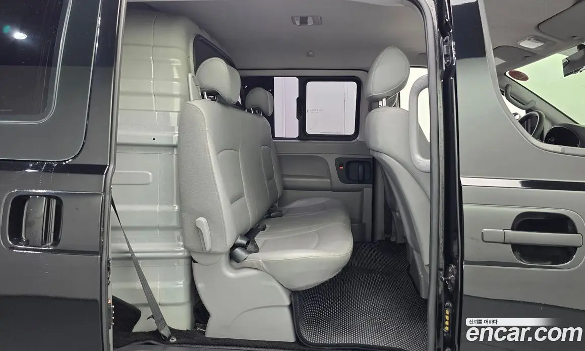 Hyundai Starex 2012 2.5 автомат (гидро), фото 16 Hyundai Starex 2012 2.5 автомат (гидро), фото 16