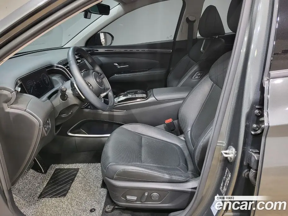 Hyundai Tucson 2023 1.6 автомат (гидро), фото 12