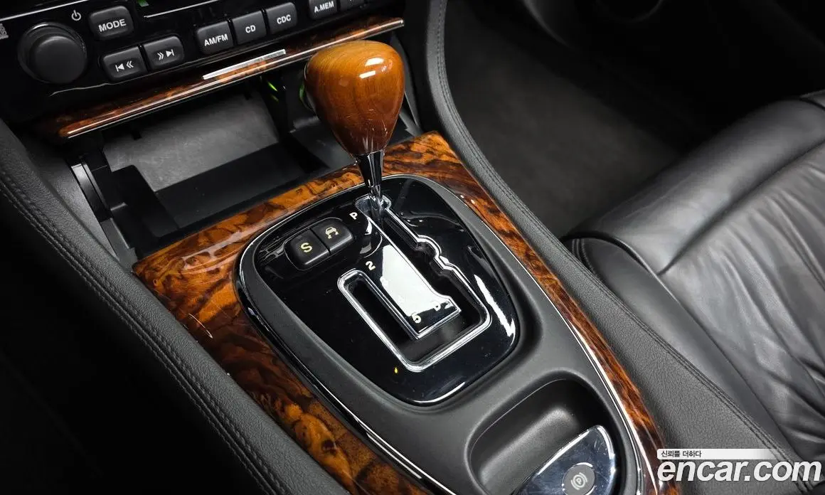 Jaguar XJ 2006 3.0 автомат (гидро), фото 9 Jaguar XJ 2006 3.0 автомат (гидро), фото 9