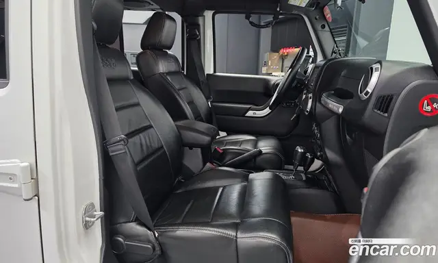 Jeep Wrangler 2012 2.8 автомат (гидро), миниатюра 11