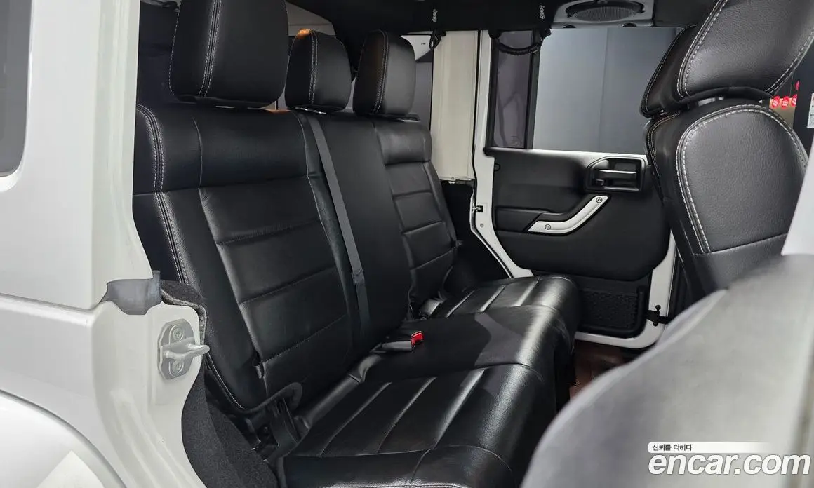 Jeep Wrangler 2012 2.8 автомат (гидро), фото 12