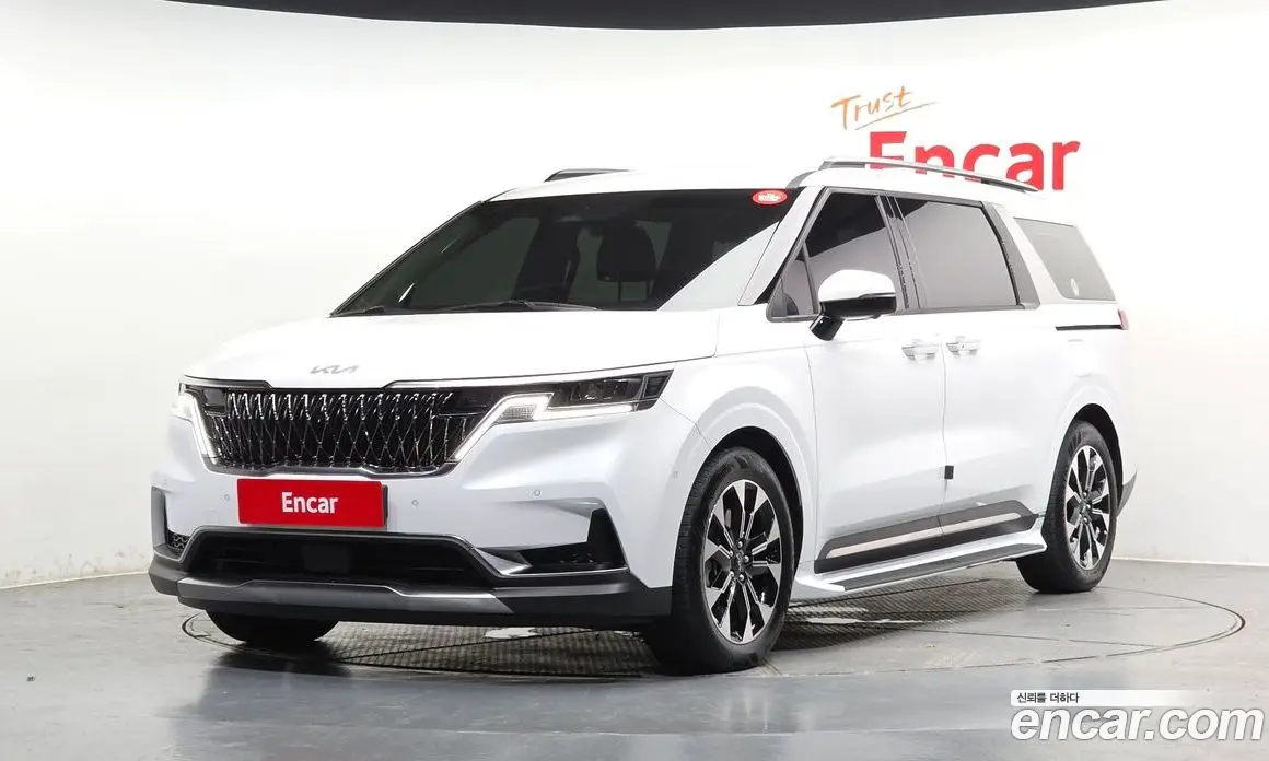 Kia Carnival 2023 3.5 автомат (гидро), фото 1 Kia Carnival 2023 3.5 автомат (гидро), фото 1
