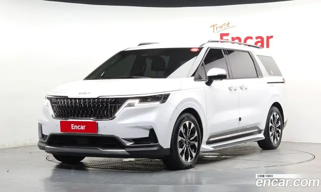 Kia Carnival 2023 3.5 автомат (гидро), миниатюра 1 Kia Carnival 2023 3.5 автомат (гидро), миниатюра 1