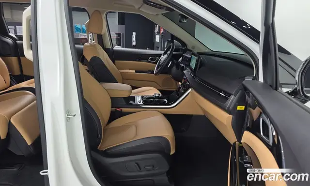 Kia Carnival 2023 3.5 автомат (гидро), миниатюра 11 Kia Carnival 2023 3.5 автомат (гидро), миниатюра 11