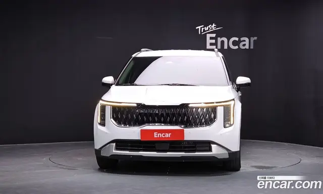 Kia Carnival 2024 2.2 автомат (гидро), миниатюра 3