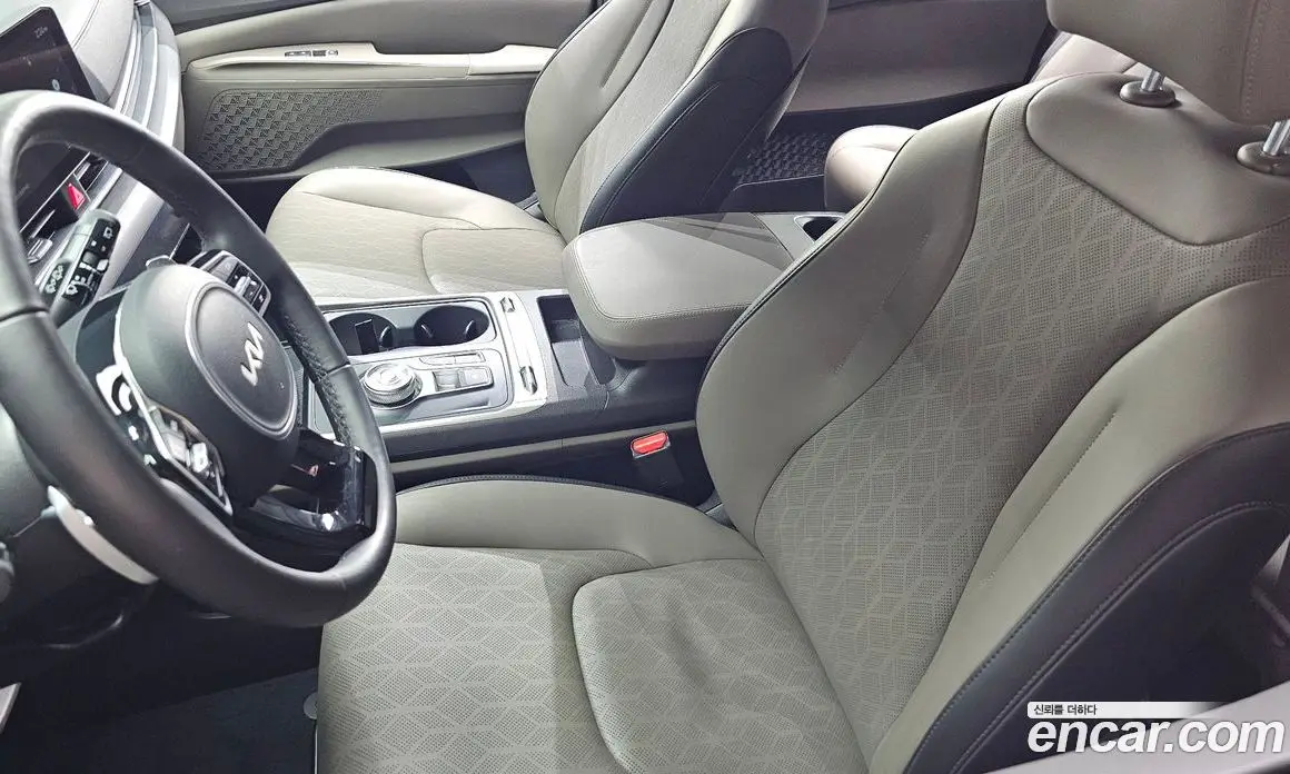 Kia Carnival 2024 2.2 автомат (гидро), фото 27