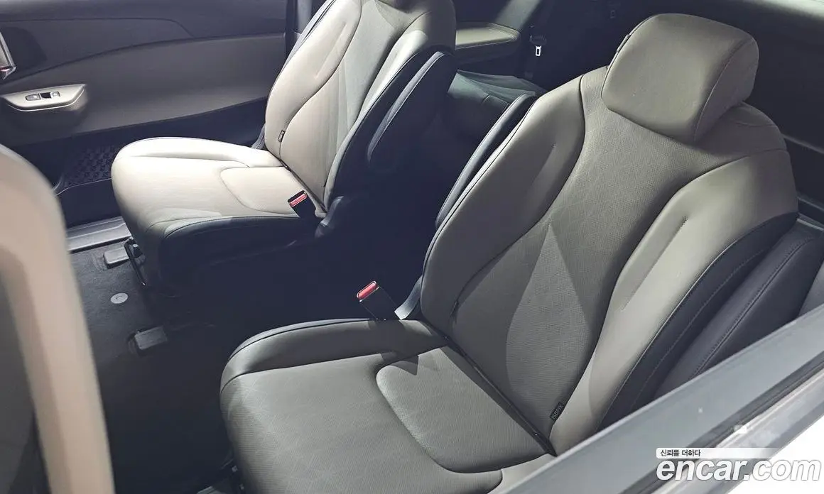 Kia Carnival 2024 2.2 автомат (гидро), фото 32