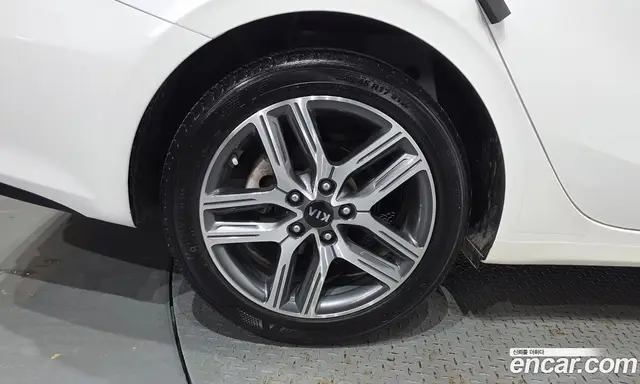 Kia K3 2019 1.6 автомат (гидро), миниатюра 5 Kia K3 2019 1.6 автомат (гидро), миниатюра 5