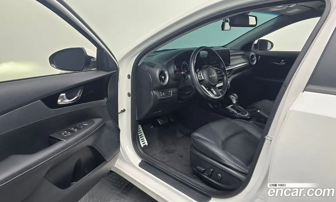 Kia K3 2022 1.6 автомат (гидро), фото 13 Kia K3 2022 1.6 автомат (гидро), фото 13