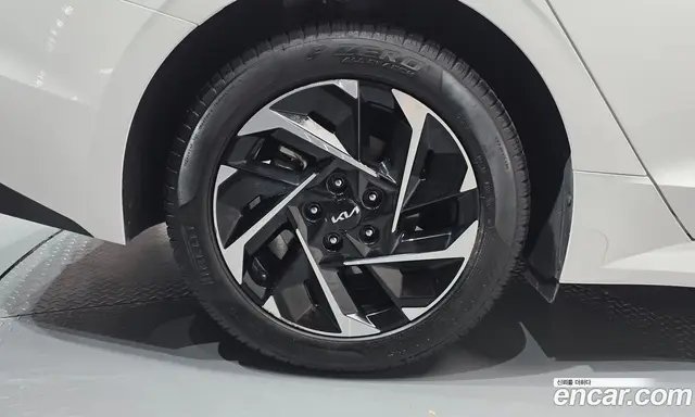 Kia K5 (Optima) 2025 2.0 автомат (гидро), миниатюра 4 Kia K5 (Optima) 2025 2.0 автомат (гидро), миниатюра 4