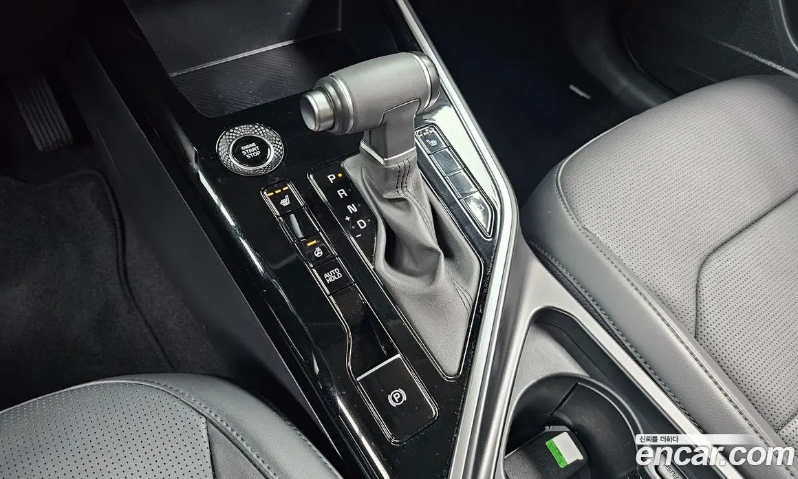 Kia Niro 2025 1.6 автомат (гидро), фото 11 Kia Niro 2025 1.6 автомат (гидро), фото 11