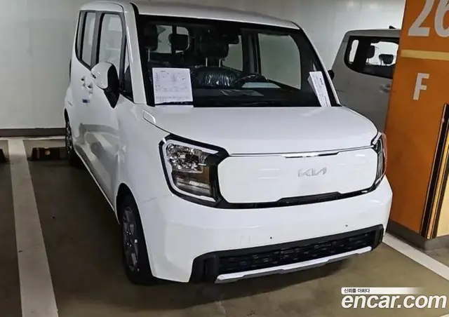 Kia Ray 2026 1.0 автомат (гидро), миниатюра 8 Kia Ray 2026 1.0 автомат (гидро), миниатюра 8