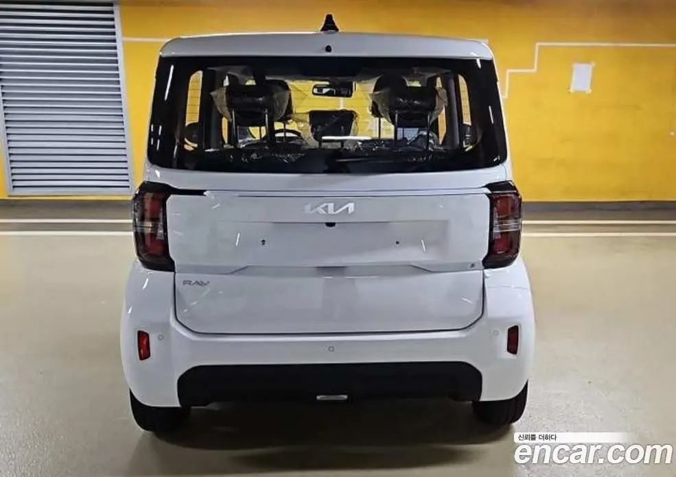 Kia Ray 2026 1.0 автомат (гидро), фото 3 Kia Ray 2026 1.0 автомат (гидро), фото 3