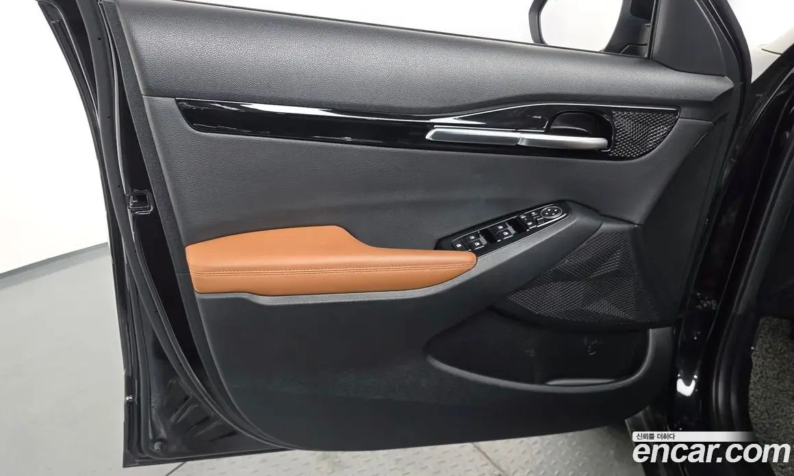 Kia Seltos 2024 1.6 автомат (гидро), фото 14 Kia Seltos 2024 1.6 автомат (гидро), фото 14