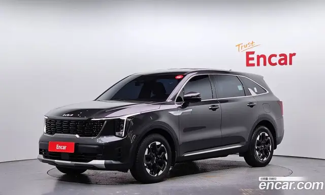 Kia Sorento 2023 2.2 автомат (гидро), миниатюра 1 Kia Sorento 2023 2.2 автомат (гидро), миниатюра 1