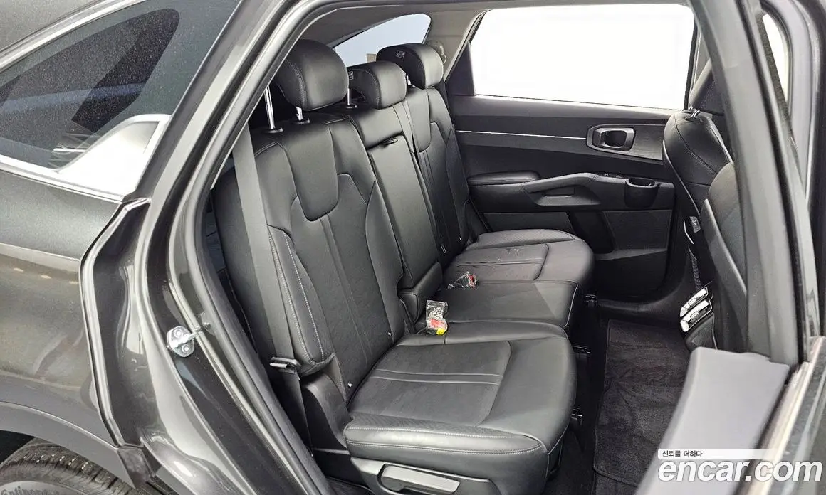 Kia Sorento 2023 2.2 автомат (гидро), фото 28 Kia Sorento 2023 2.2 автомат (гидро), фото 28