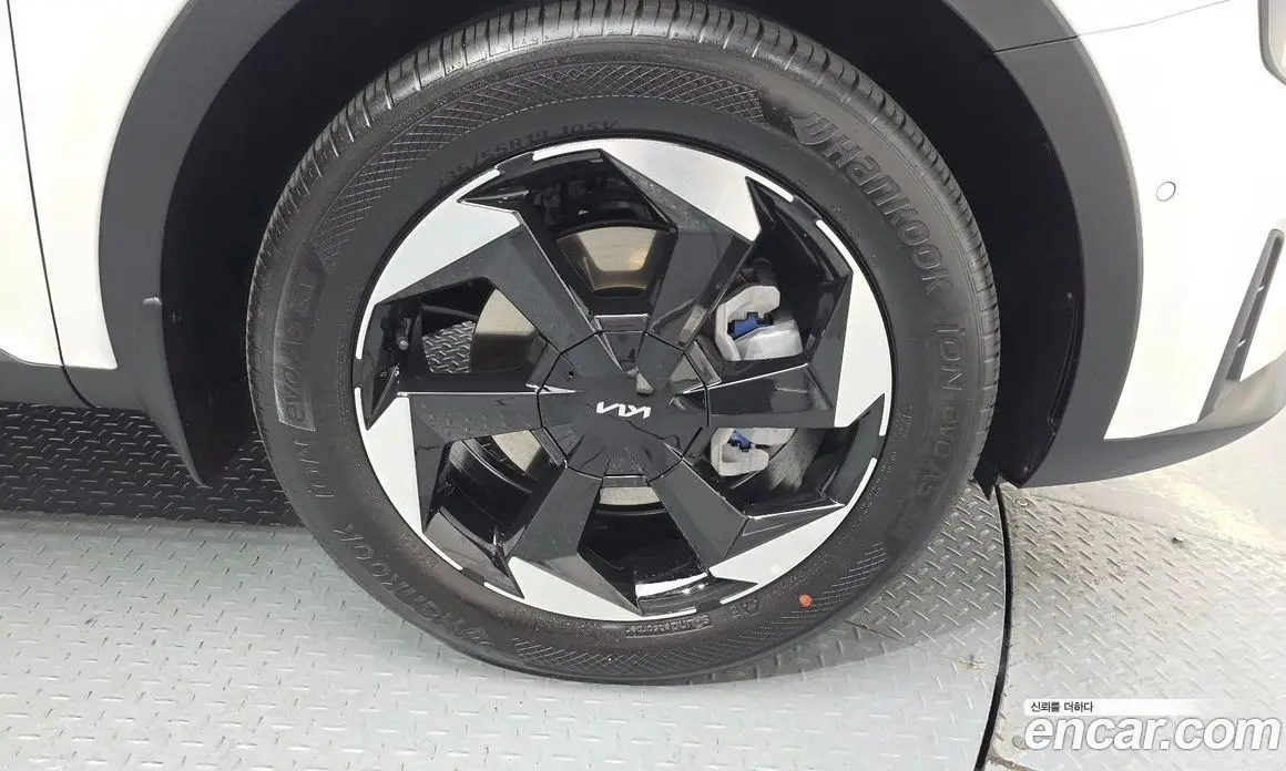 Kia Sorento 2025 1.6 автомат (гидро), фото 6 Kia Sorento 2025 1.6 автомат (гидро), фото 6