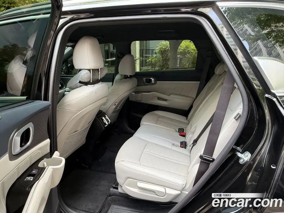 Kia Sorento 2026 1.6 автомат (гидро), фото 16 Kia Sorento 2026 1.6 автомат (гидро), фото 16