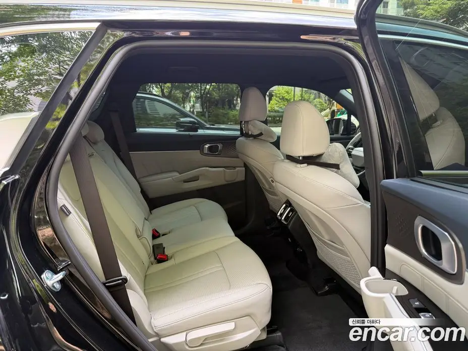 Kia Sorento 2026 1.6 автомат (гидро), фото 17 Kia Sorento 2026 1.6 автомат (гидро), фото 17