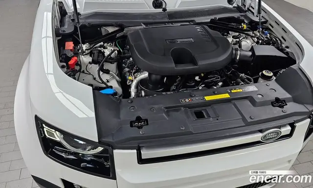Land Rover Defender 2022 3.0 автомат (гидро), миниатюра 5 Land Rover Defender 2022 3.0 автомат (гидро), миниатюра 5