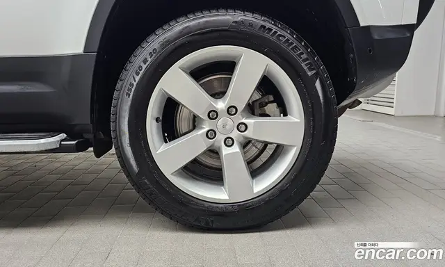 Land Rover Defender 2022 3.0 автомат (гидро), миниатюра 6 Land Rover Defender 2022 3.0 автомат (гидро), миниатюра 6