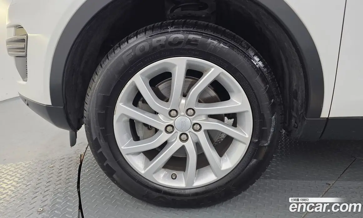 Land Rover Discovery Sport 2019 2.0 автомат (гидро), фото 5 Land Rover Discovery Sport 2019 2.0 автомат (гидро), фото 5