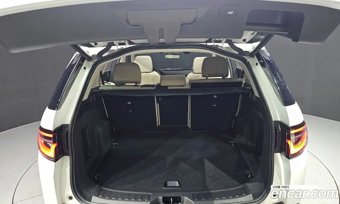 Land Rover Discovery Sport 2025 2.0 автомат (гидро), фото 26 Land Rover Discovery Sport 2025 2.0 автомат (гидро), фото 26